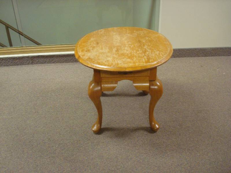 lot 10 image: Small End Table, Lots Of Wear, Marks
