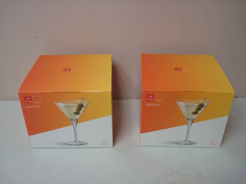 lot 35 image: Two Boxes Of Four New In The Box Bromioli Rocco Ypsilon Martini Glasses, Made In Italy