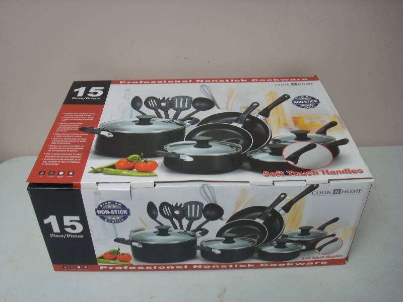 lot 51 image: New 15 Piece Cookware Pan Set