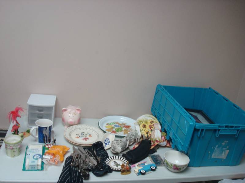 lot 95 image: Bin With Some Mixed Items