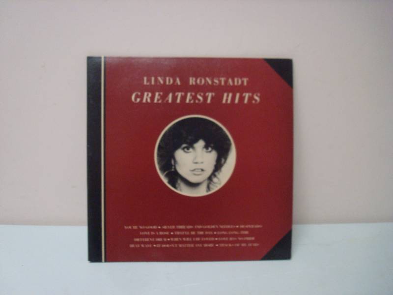 lot 128 image: Linda Ronstadt Greatest Hits- Vinyl LP Record, Sleeve May Show Wear, Records Are In Good Condition, May Show Minor Wear