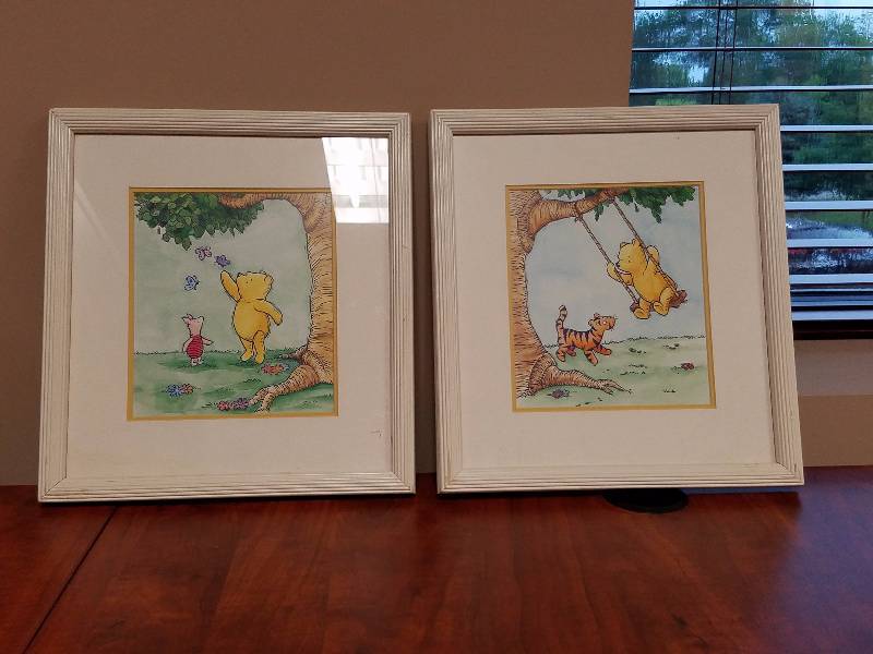 lot 13 image: Winnie the Pooh Wall Art