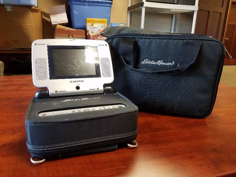 lot 30 image: Audiovox portable dvd player Model ME20
