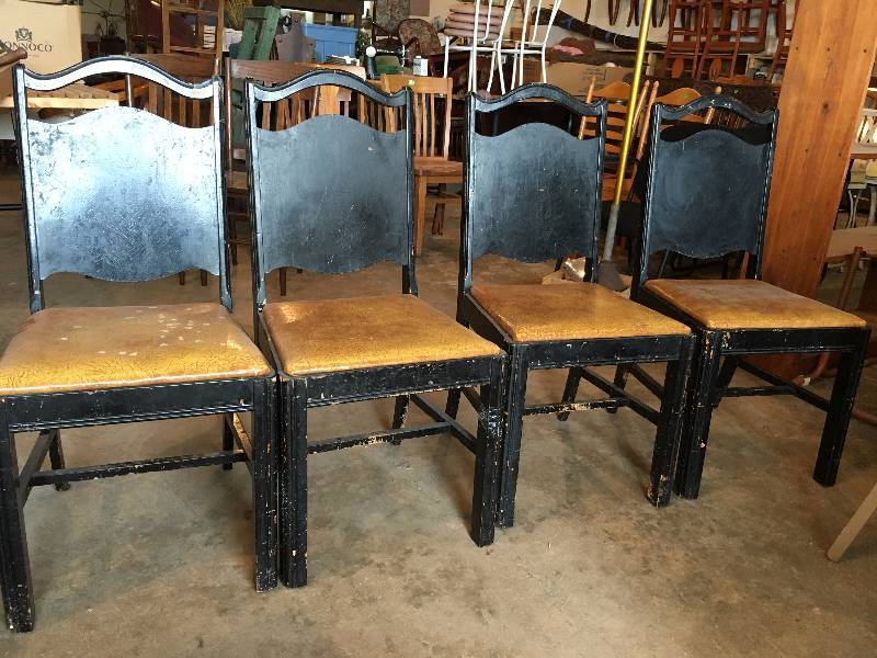 Set of Four Dinning Chairs