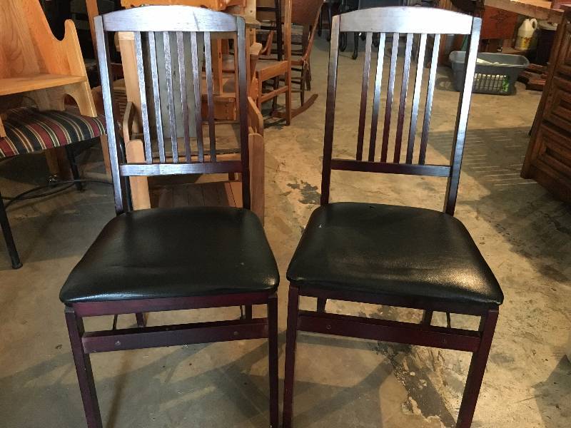 Pair of Folding Chairs