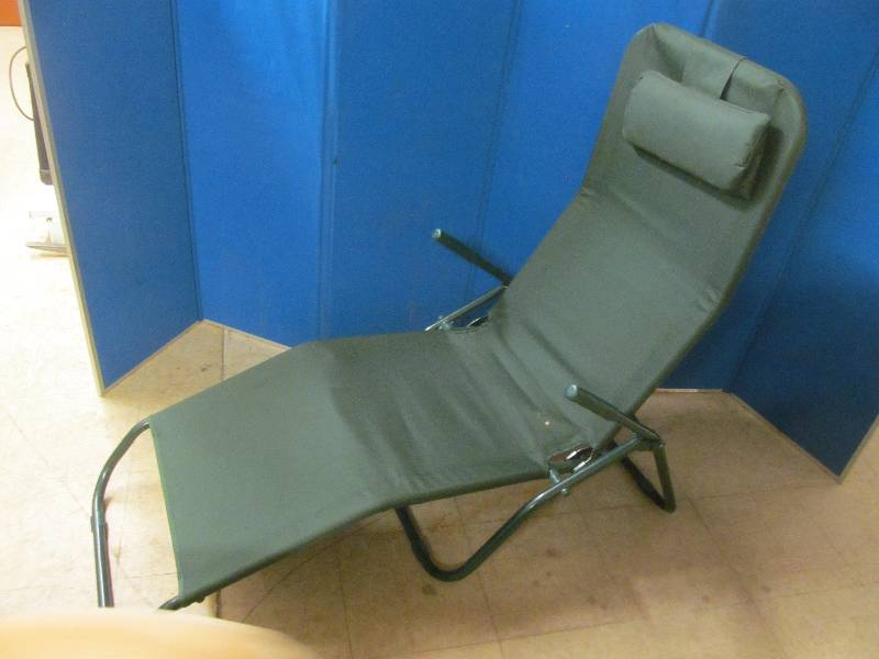 Lawn Lounge Chair
