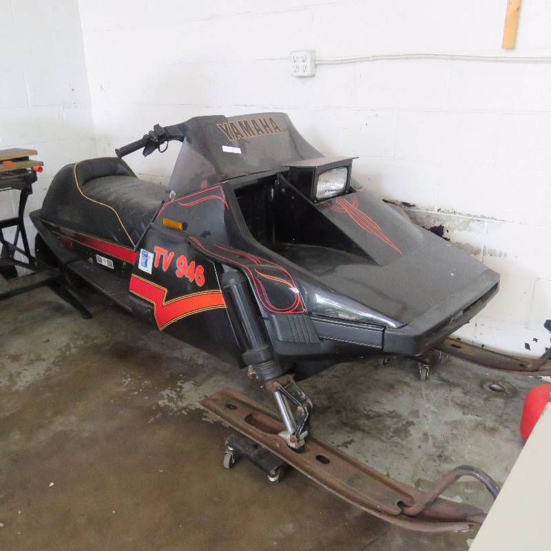 Yamaha Snowmobile-PARTS ONLY