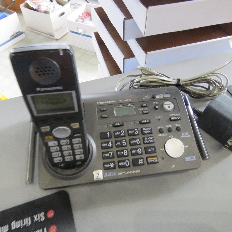 Electronics lot