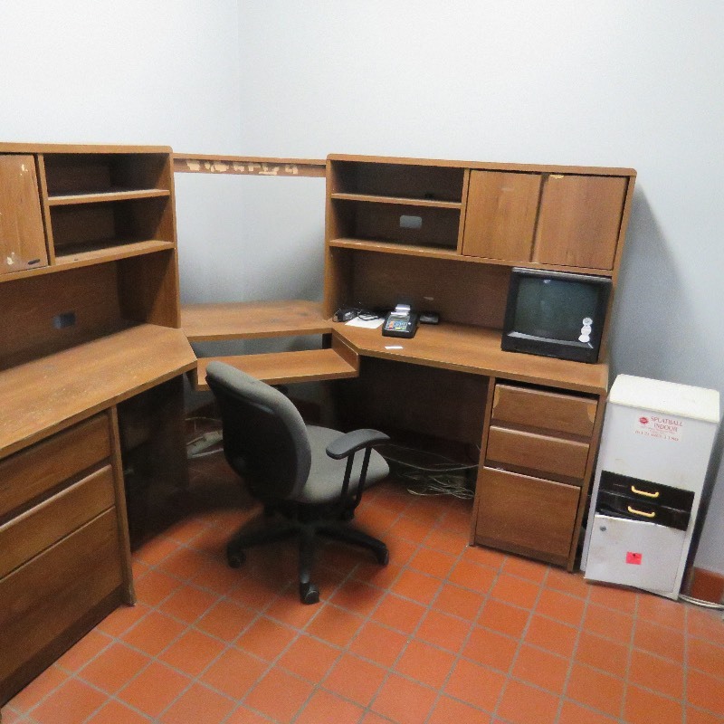 Corner Desk