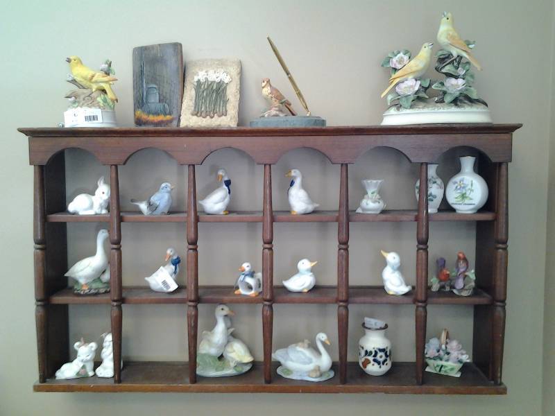 36x20 Wood Wall Shelf With Contents (Birds, Knick-Knacks & Music Boxes)