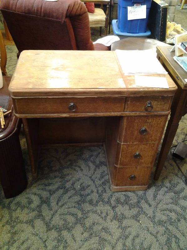 Vintage Domestic Brand Sewing Machine With Cabinet (Works)