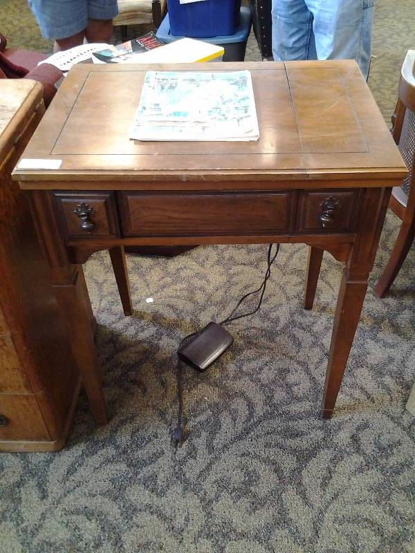 Vintage Singer Swing Machine