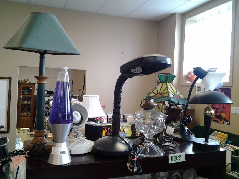 8-Lamps Including Lava & Oil Lamp