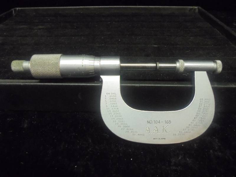 lot 15 image: Machinist Tool - Micrometer, Made in Japan, No 104-165, 5-002-1