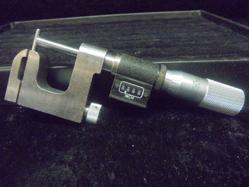 lot 17 image: Machinst Tool - LS Starrett Co Micrometer, No 363