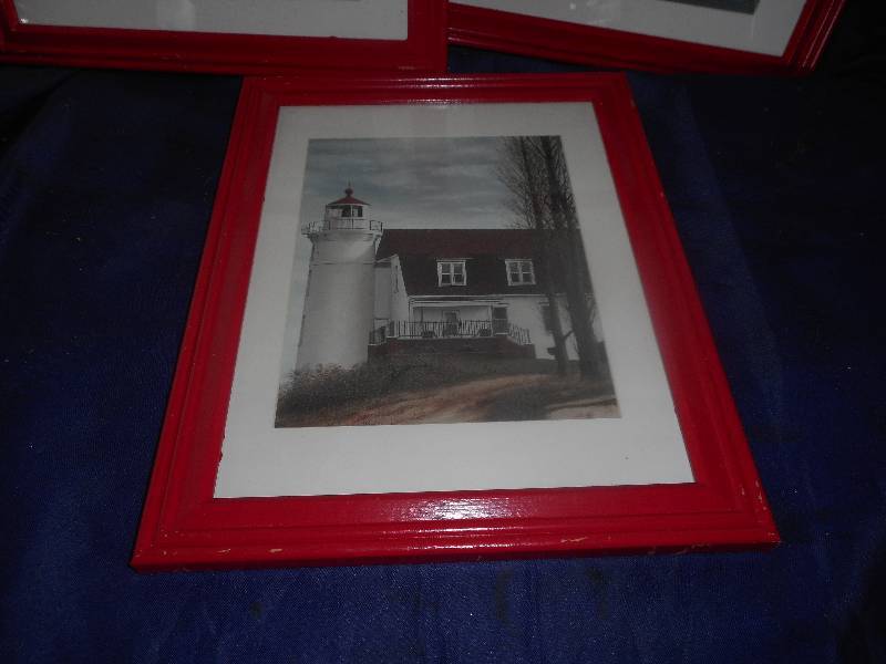 SET OF 3 LIGHT HOUSE PICTURES