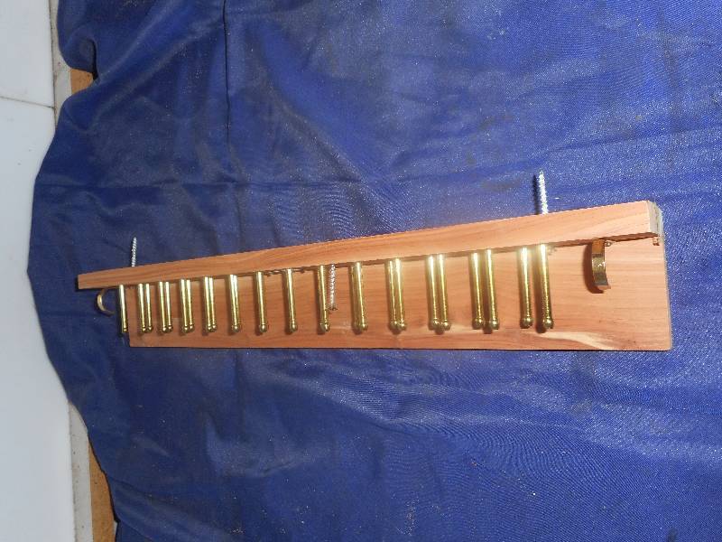 WOODEN KEY HOLDER