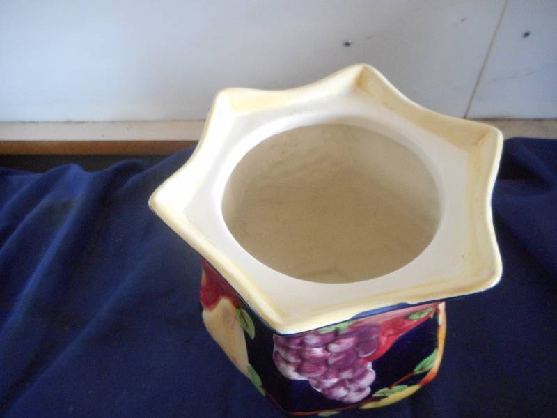 VINTAGE HAND PAINTED COOKIE JAR
