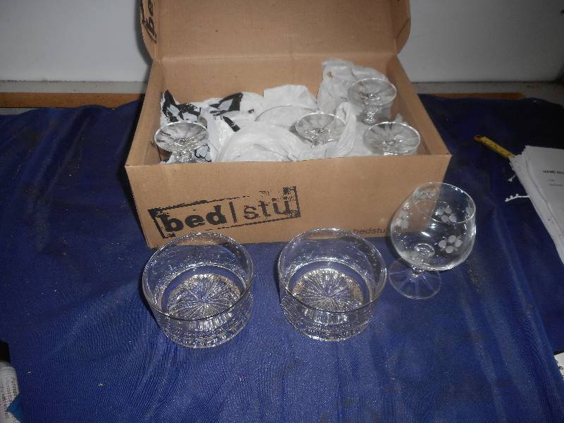 9 PIECES COLLECTIBLE CLEAR GLASS WEAR