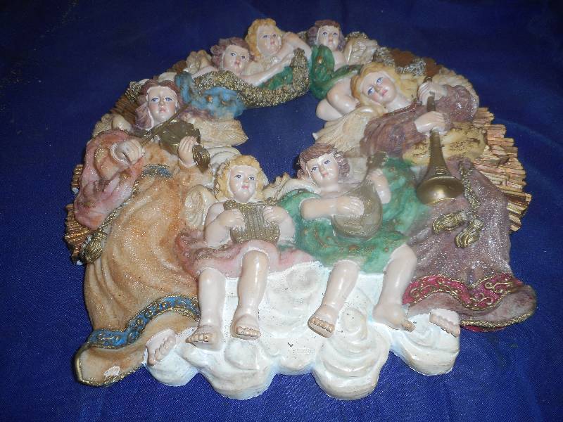 VINTAGE PLASTER WALL HANGING