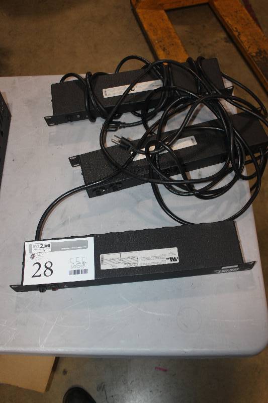 lot 28 image: Lot of (3) Power Strips