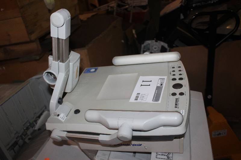 lot 11 image: Samsung Digital Presenter