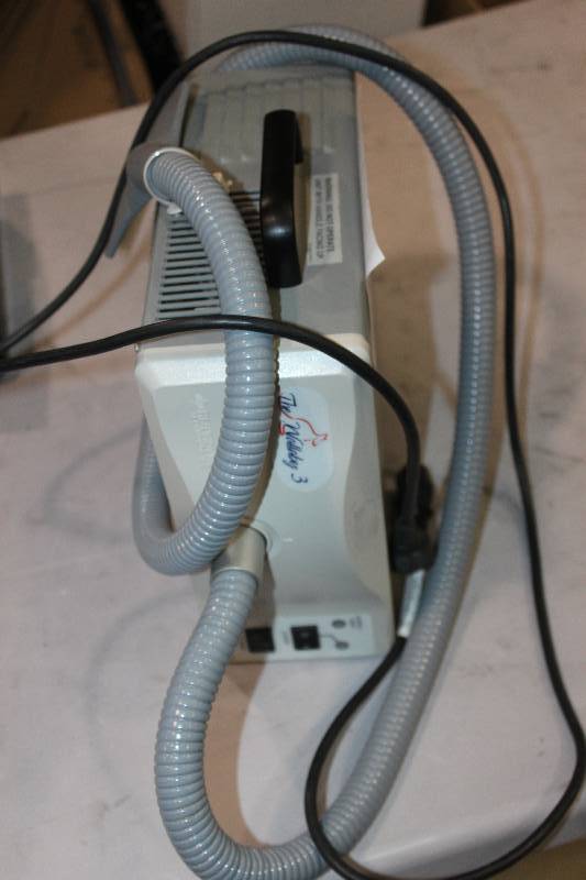 lot 78 image: Wallaby 3 Vacuum