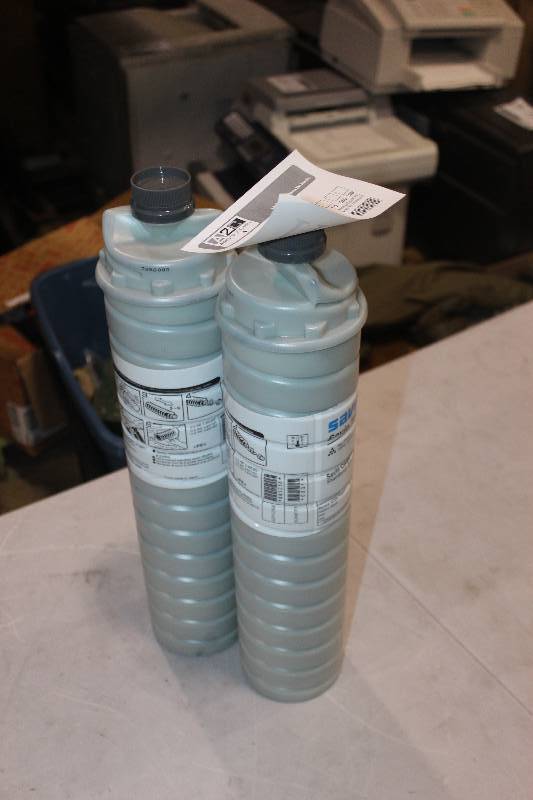 lot 110 image: Lot of Savin Toner Type 5570 Black