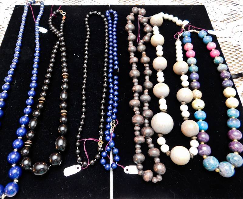 7 beaded necklace lot