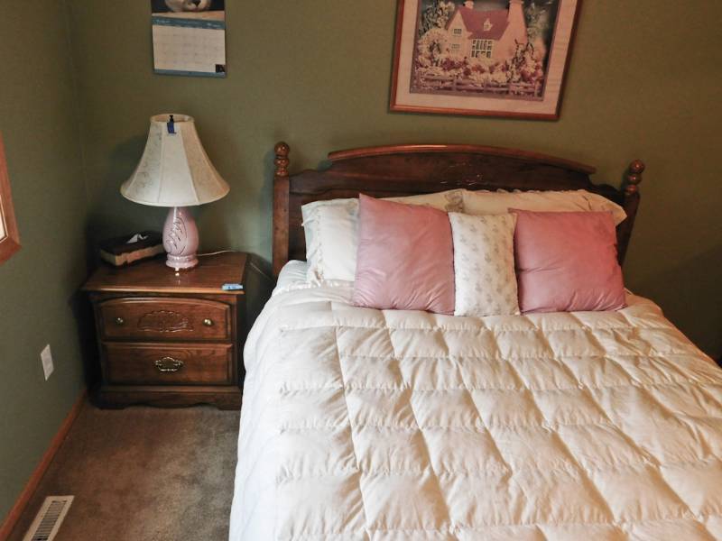 headboard, night stand
