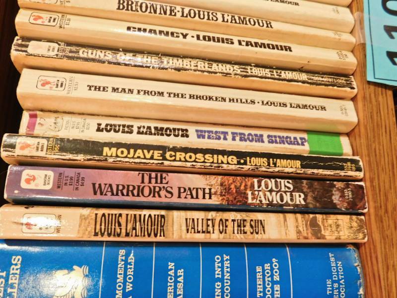 Louis LAmour Paperback books lot