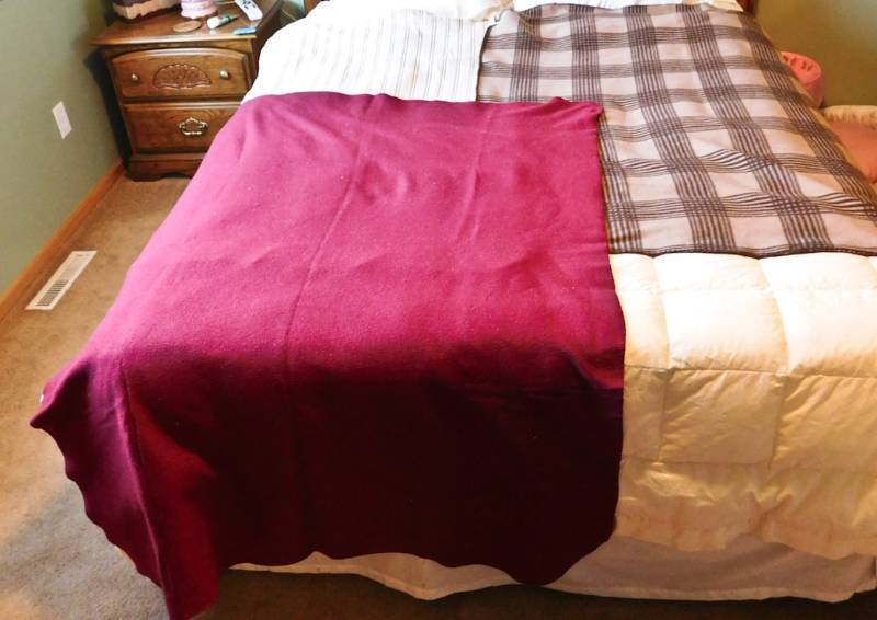 11 microfiber throws 3 patternscolors