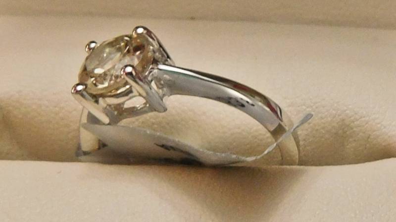 Sterling ring size 8  - Serenite