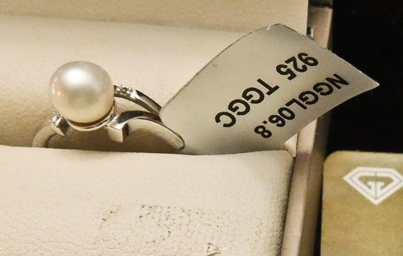 Sterling ring size 8 - cultured freshwater pearl  & White Topaz