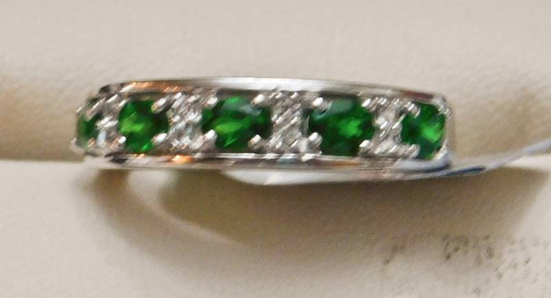 Sterling ring size 8  - Chrome Diopside & White Topaz