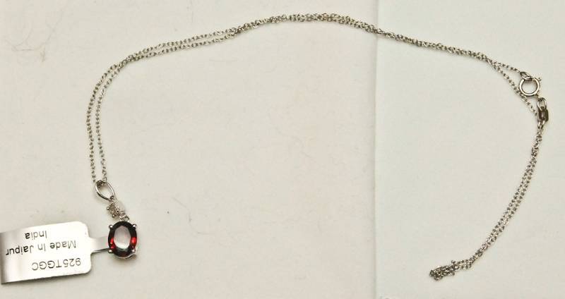 Sterling Silver Necklace Pentant - Rajasthan Garnet & Diamond