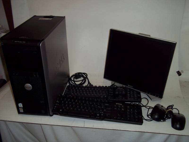 Dell Optiplex 755 Computer with 17 Monitor, 2 keyboards, 2 mice