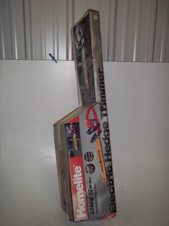 New Homelite 22 Electric Hedge Trimmers