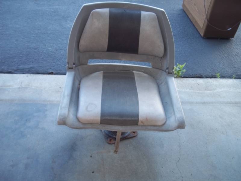 Boat Seat with pedestal
