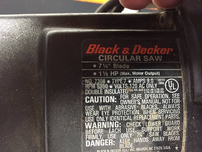 lot 2 image: BLACK N DECKER CIRCULAR SAW 7 14