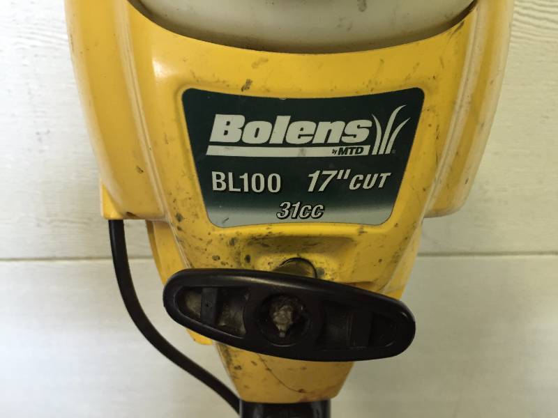 lot 32 image: BOX FANS, LAKE WOOD COAST AIR, BOLENS 31CC 17 CUT WEEDLAWN TRIMMER