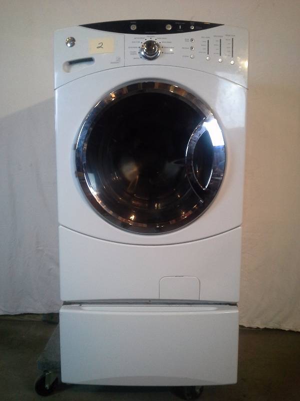 lot 2 image: GE Washer