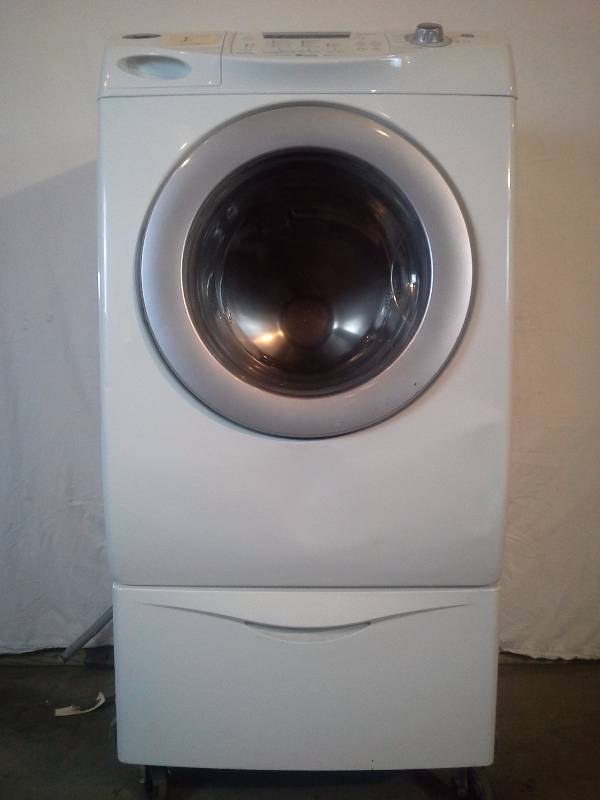 lot 1 image: Maytag Neptune Washer