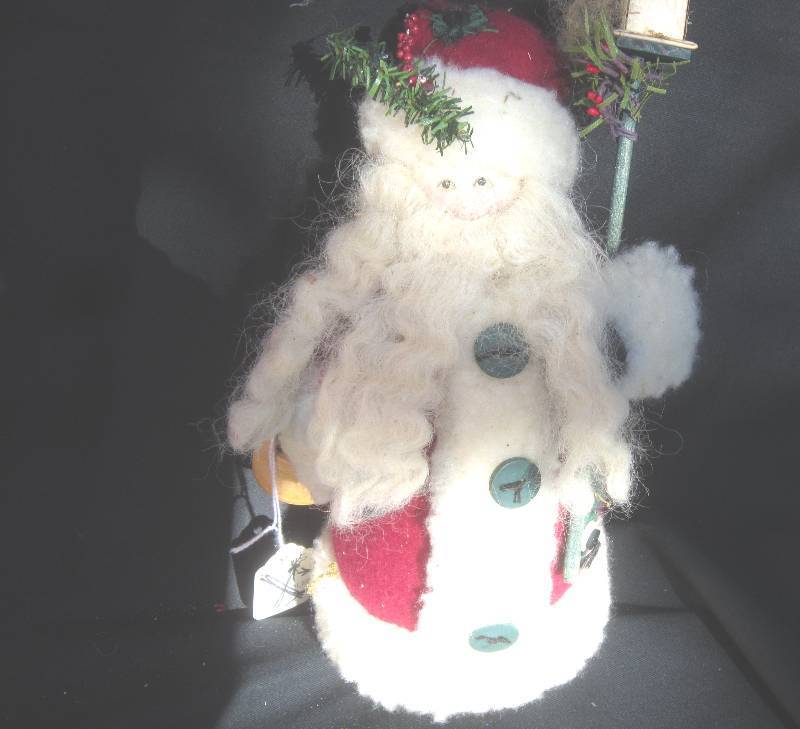 lot 411 image: New Cloth Santa with Birdhouse
