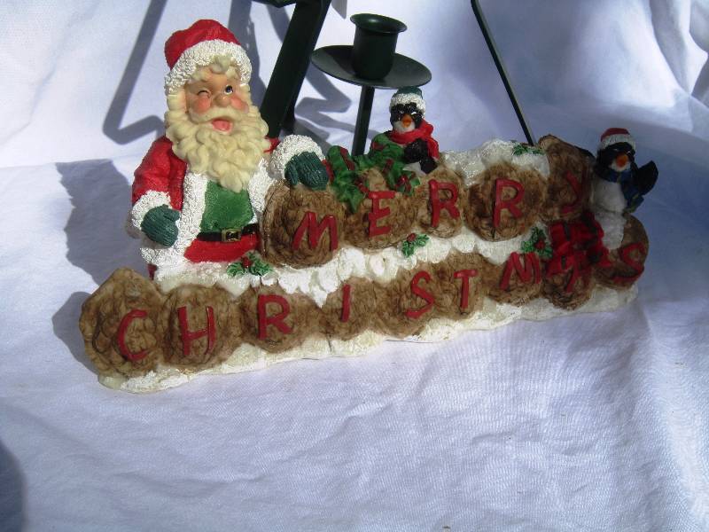 lot 435 image: Christmas Candle Holder Tree and Merry Christmas Sign
