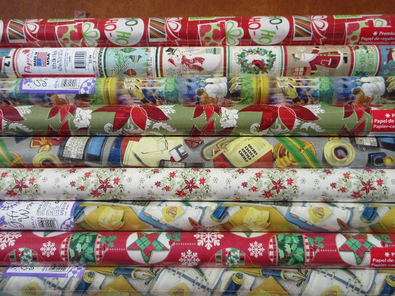 lot 451 image: NEW  Lot -10 Rolls of Wrapping Paper