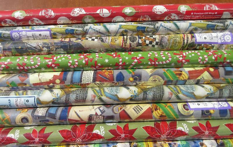 lot 514 image: NEW Lot -10 Rolls of Wrapping Paper