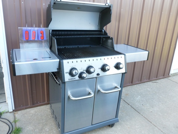 SnS Auctions # 224 Riders, Mowers & BBQ Grills