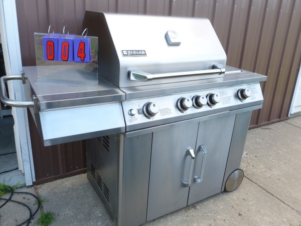 SnS Auctions # 224 Riders, Mowers & BBQ Grills