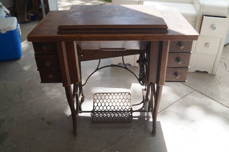Vintage Treadle Sewing machine